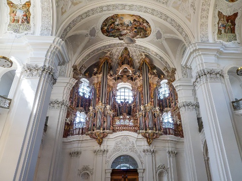 https://www.turnen-vfl-waiblingen.de/content/igal/008__4227725-TYVVWO-L-2287.jpg