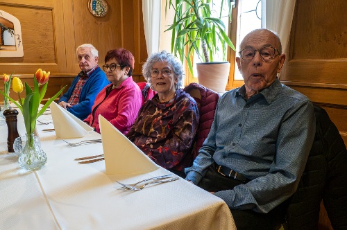 https://www.turnen-vfl-waiblingen.de/content/igal/013__4227770-OYP24Q-L-2292.jpg
