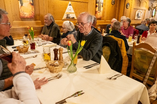 https://www.turnen-vfl-waiblingen.de/content/igal/016__4227779-U1ESVY-L-2295.jpg
