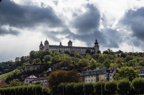 Unser erster Anlaufpunkt - Festung Marienberg in Würzburg