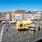 Blick aus dem Fenster des Goldenen Saals auf den vorderen Rathausplatz mit 