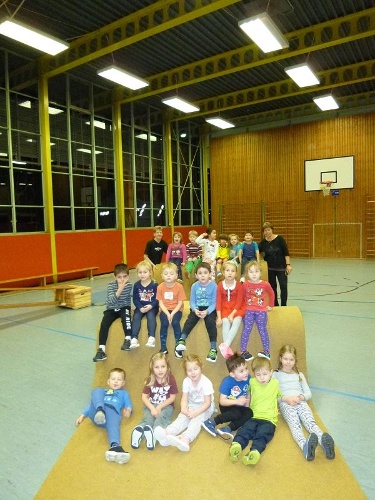 https://www.turnen-vfl-waiblingen.de/content/igal/kinderturnen_11-56T46B-L-114.jpg